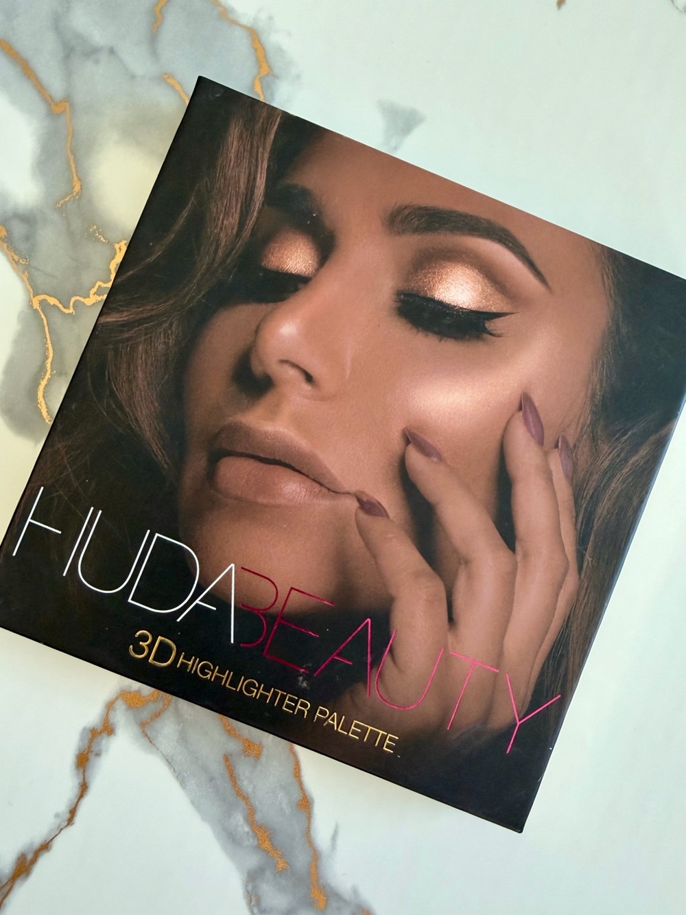 HUDA BEAUTY 3D Highlighter Palette - Golden Sands Edition